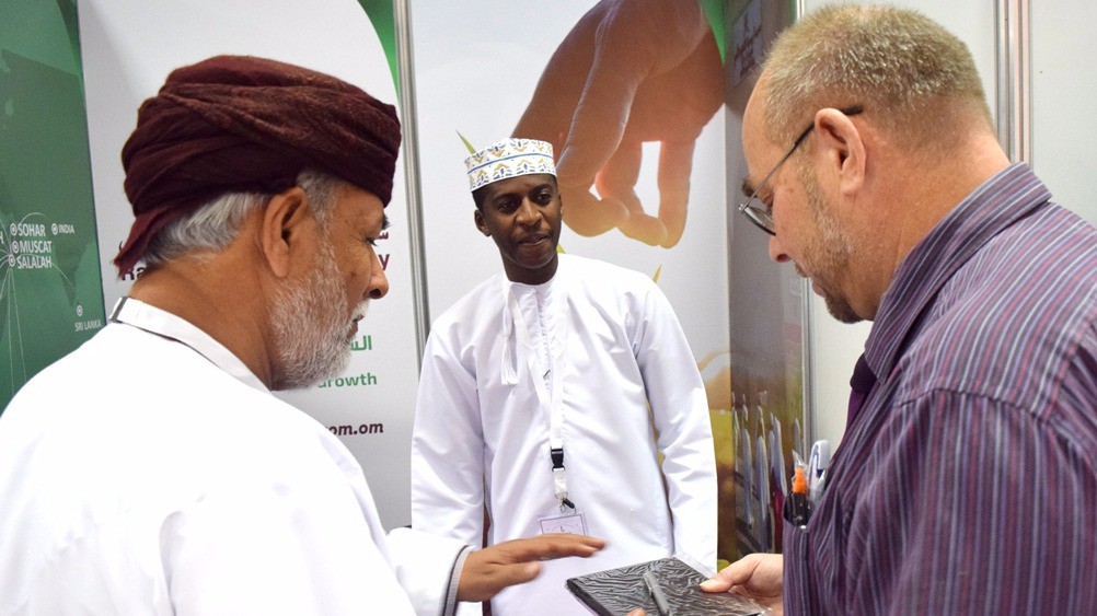 RCC, Participates in the events of the job opportunities and training exhibition at Salalah College of applied Science